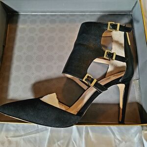 Louise et Cie Black and Gold Heels with Stiletto and Ankle Strap